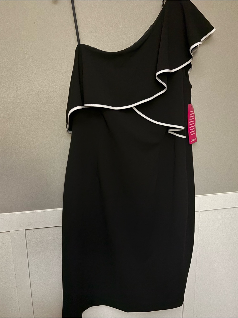 Adrianna Papell One-Shoulder Ruffle Cocktail Dress – Size 16 – NWT